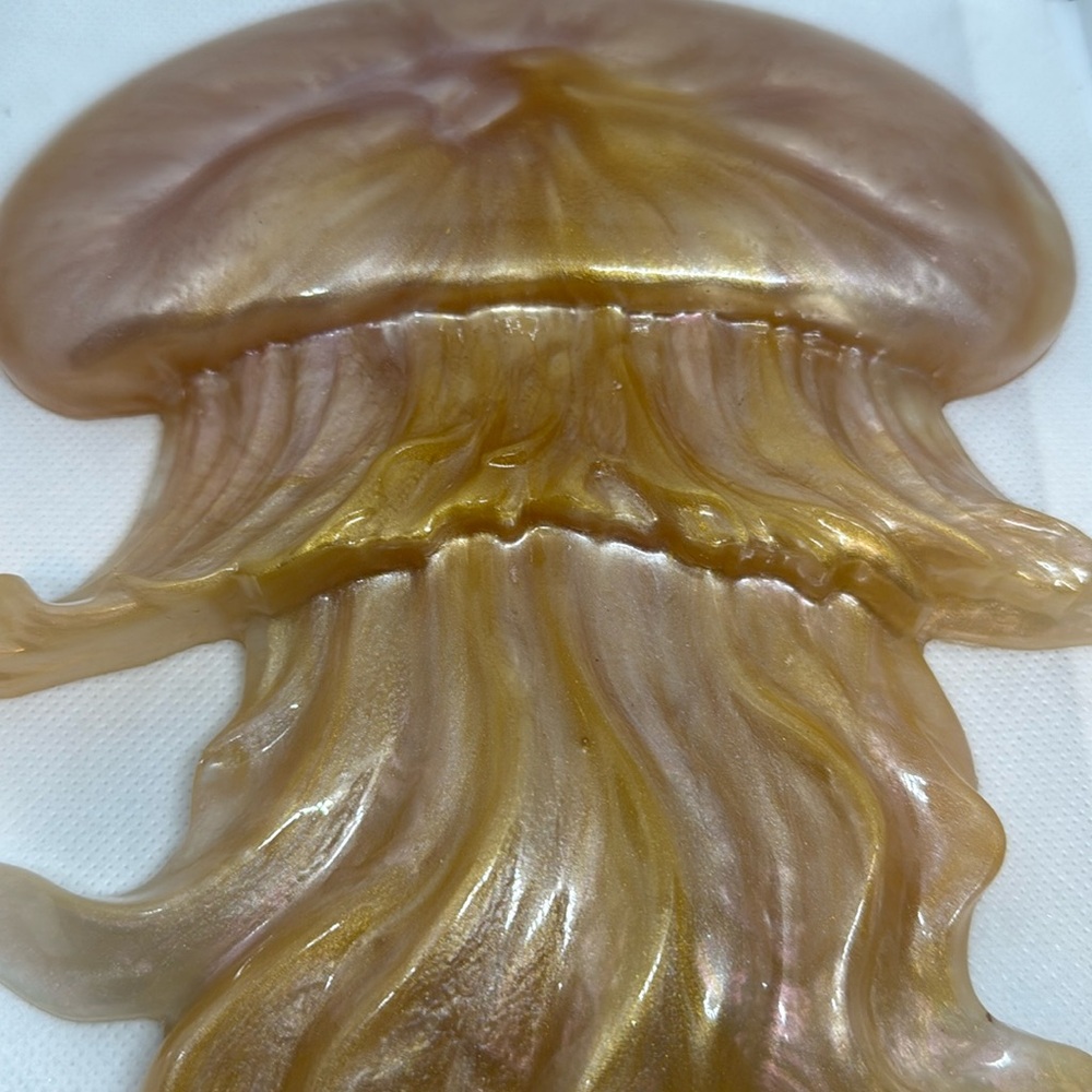 Elegant Gold Jellyfish Art Sculpture - Picture 5 of 17